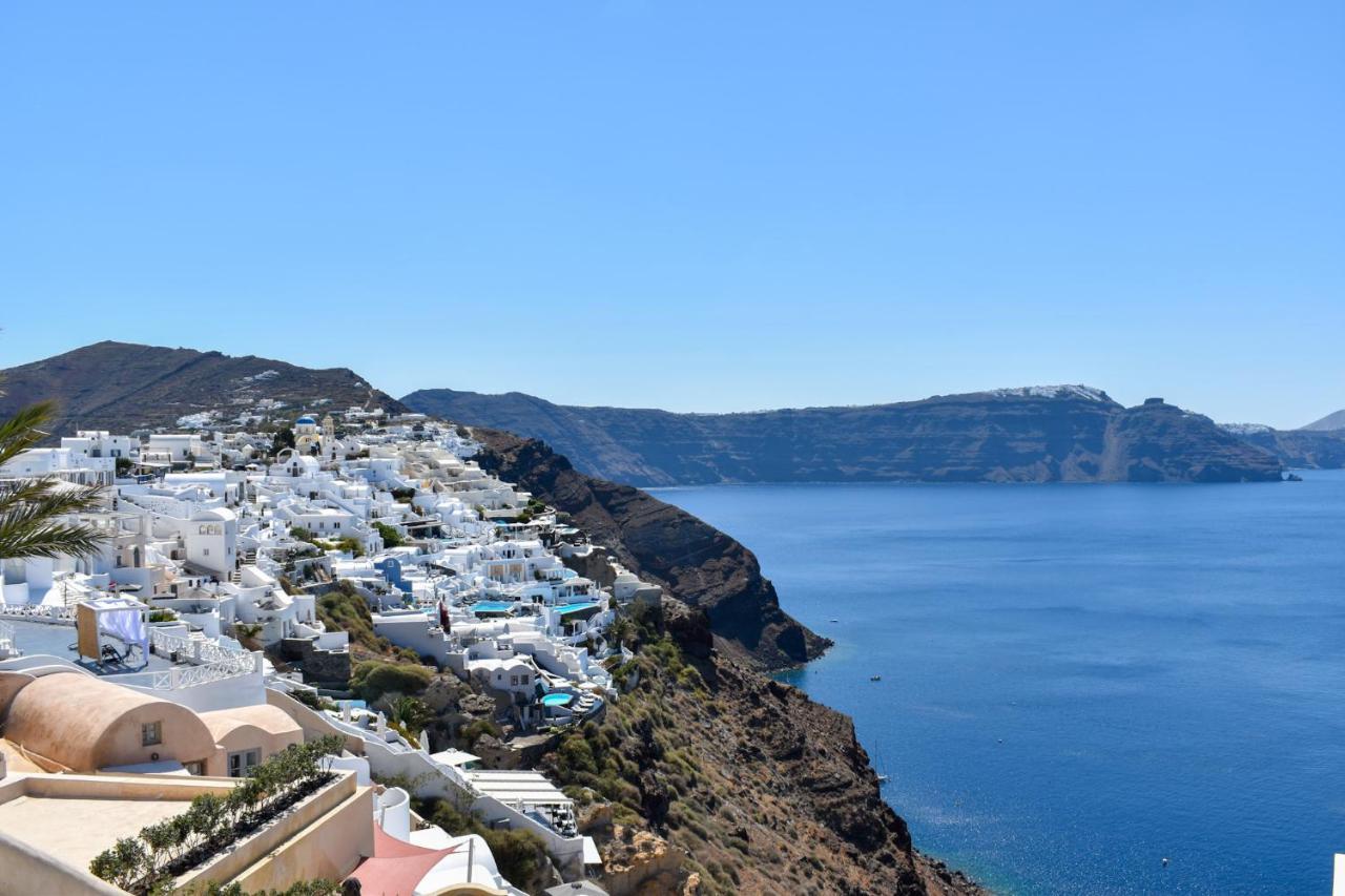 Oia Captain'S Villa Exterior photo