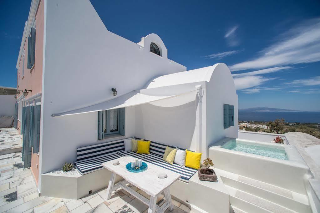 Oia Captain'S Villa Exterior photo