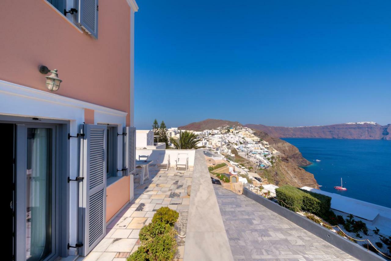 Oia Captain'S Villa Exterior photo